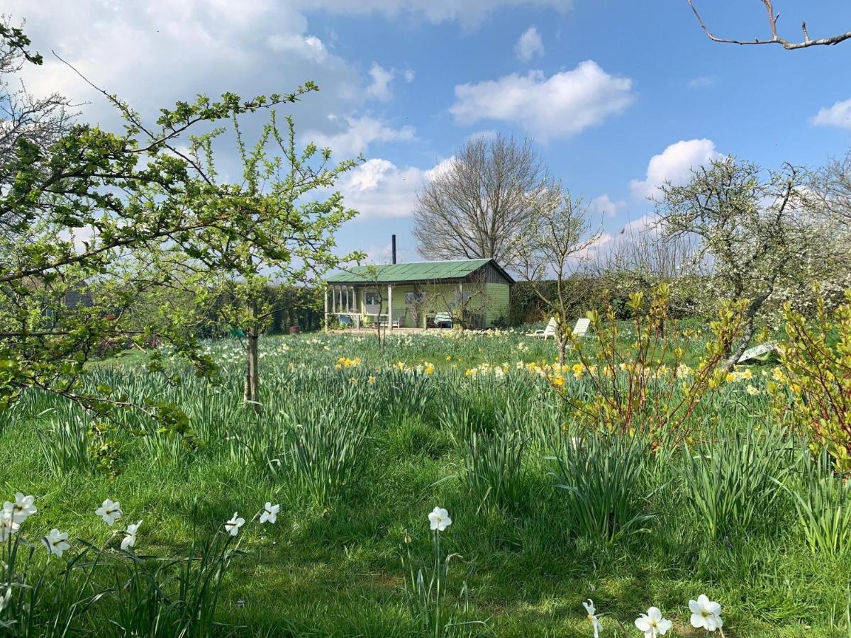 The Honeypot Villa Petham Exterior photo